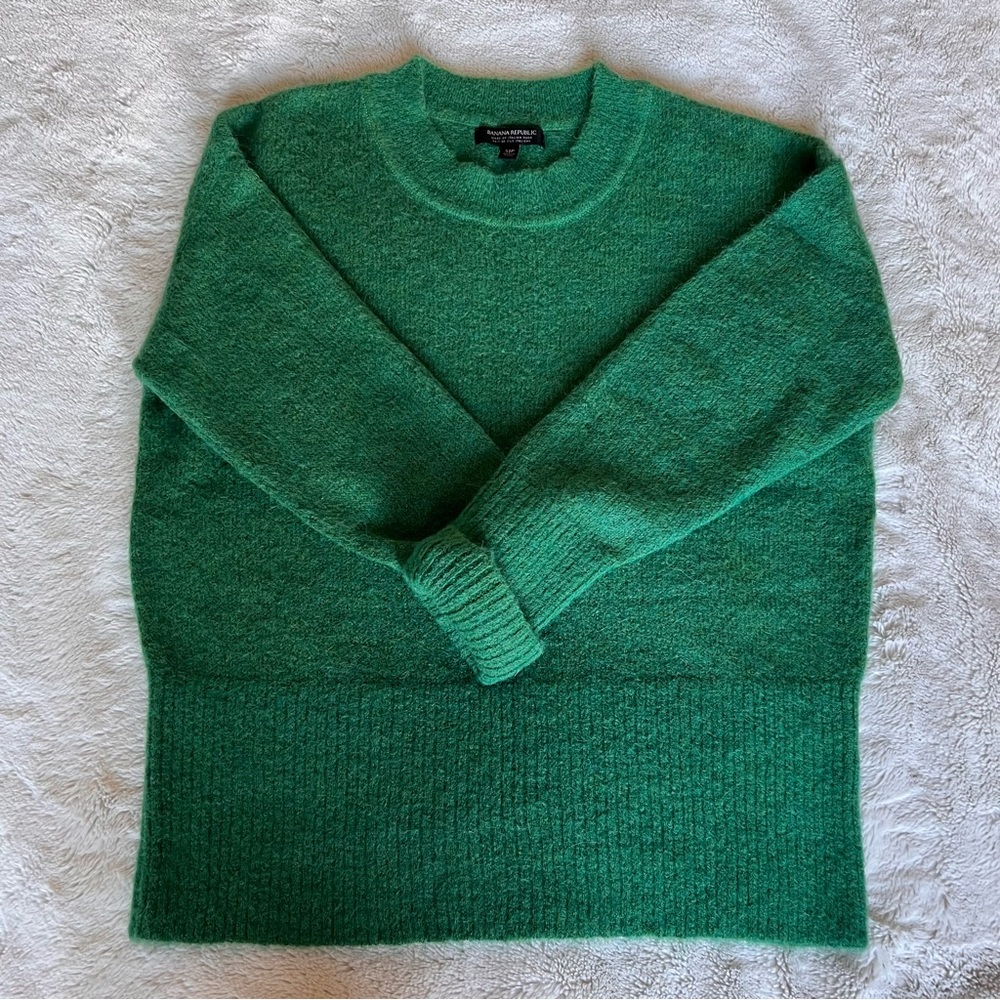 BR alpaca blend crewneck sweater